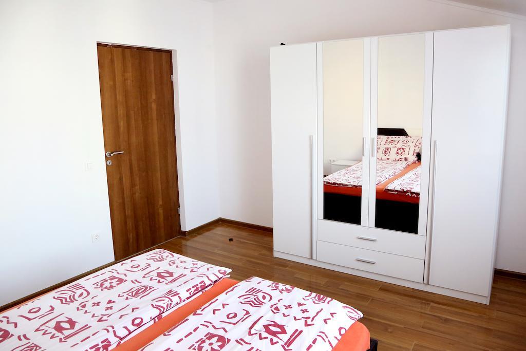 Nona Apartment Sibiu Habitación foto